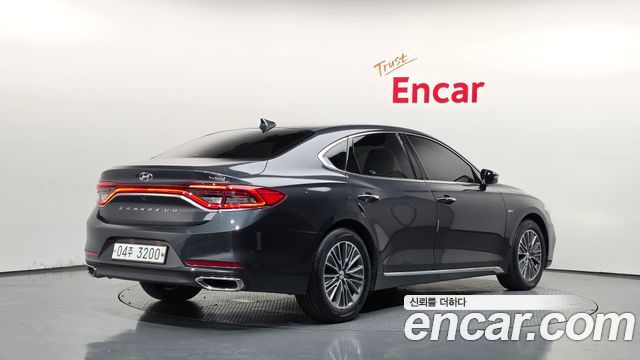 Hyundai Grandeur из Кореи Encar