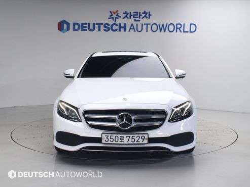 Mercedes-Benz E-Class E300 Avantgarde — пробег 96 773 км — фото 3 из 5