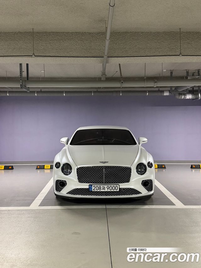 Bentley Continental 4.0 GT — пробег 23 500 км — фото 1 из 5