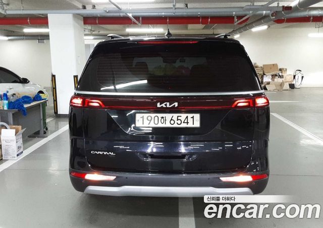 Kia Carnival Diesel 9-Seater Prestige — пробег 120 688 км — фото 3 из 5