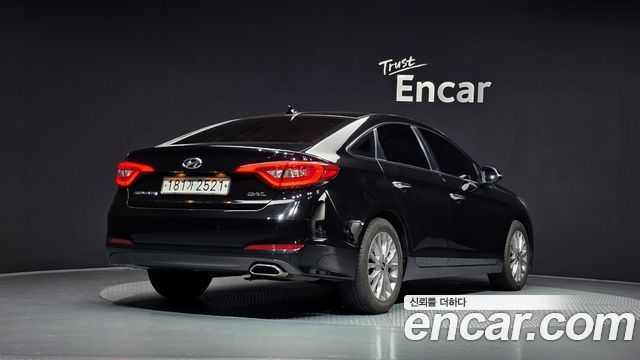 Hyundai Sonata 2.0 Smart Special — пробег 140 021 км — фото 2 из 5