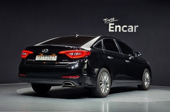 Hyundai Sonata 2.0 Smart Special — пробег 140 021 км — фото 2 из 5