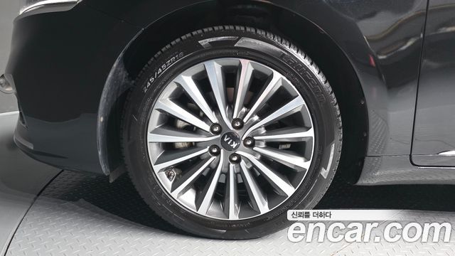 Kia K7 из Кореи Encar