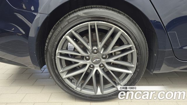 Genesis G70 из Кореи Encar
