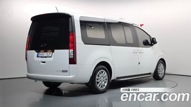 Hyundai Staria из Кореи Encar