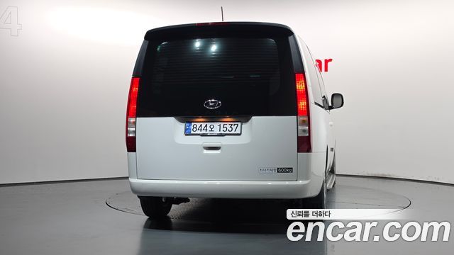 Hyundai Staria из Кореи Encar