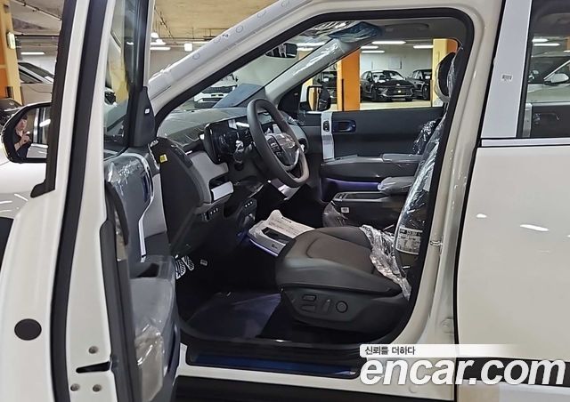 Kia EV3 Long Range 2WD Earth — пробег 1 км — фото 4 из 5
