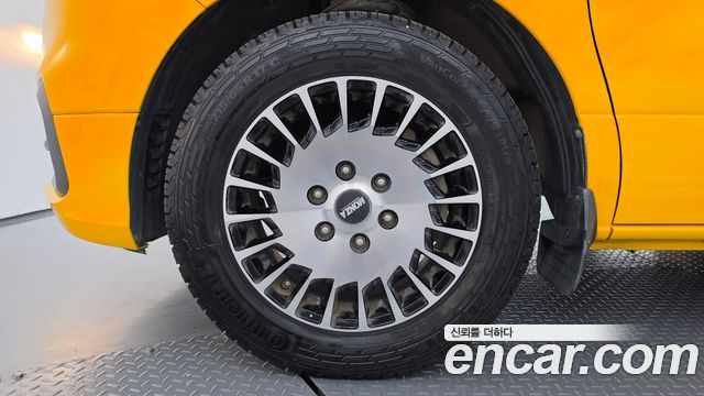 Hyundai Starex из Кореи Encar