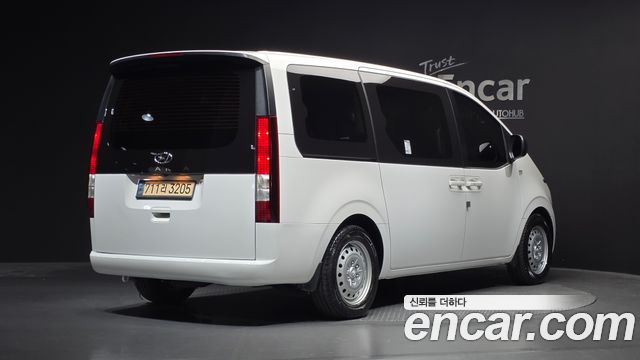 Hyundai Staria из Кореи Encar