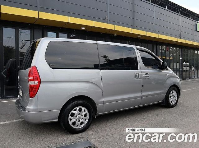 Hyundai Starex 5-Seater VAN CVX Premium — пробег 171 804 км — фото 3 из 5