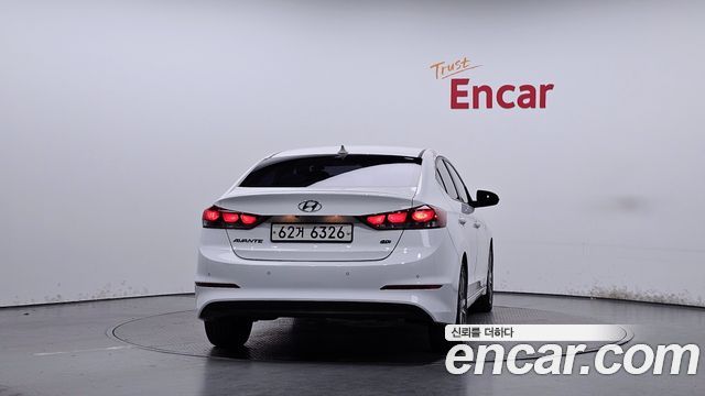 Hyundai AVANTE из Кореи Encar