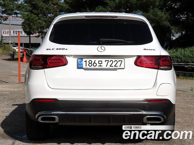 Mercedes-Benz GLC-Class GLC300e 4MATIC — пробег 91 726 км — фото 4 из 5