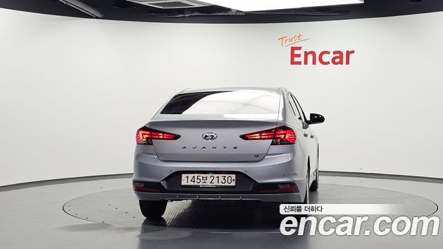 Hyundai AVANTE 1.6 Style — пробег 58 273 км — фото 4 из 5