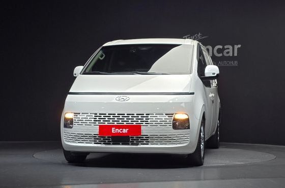 Hyundai Staria Cargo 3-Seater Modern — пробег 136 550 км — фото 3 из 5