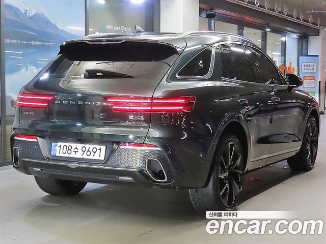 Genesis GV70 из Кореи Encar