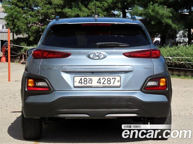 Hyundai Kona из Кореи Encar