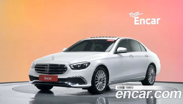Mercedes-Benz E-Class E250 Exclusive — пробег 45 616 км — фото 1 из 5