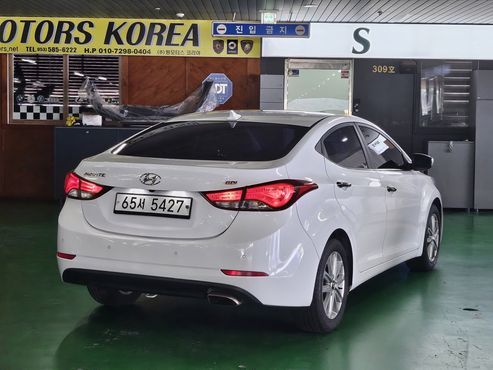 Hyundai AVANTE 1.6 GDi Modern Standard — пробег 82 522 км — фото 2 из 5