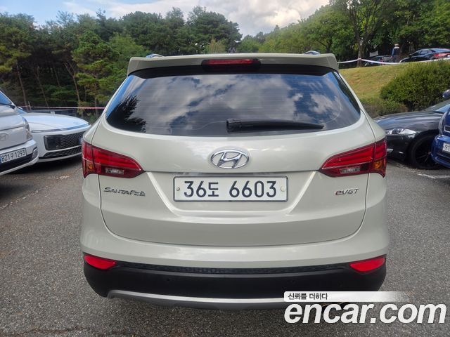 Hyundai Santafe Diesel(e-VGT) 2.2 4WD Premium — пробег 111 337 км — фото 3 из 5