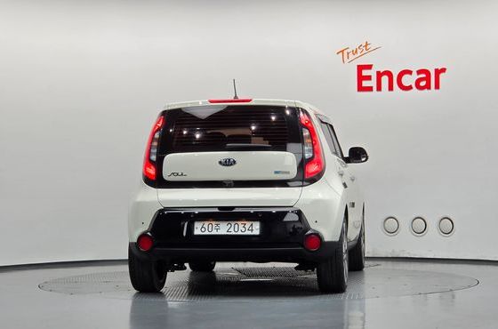 Kia Soul 1.6 Diesel Noblesse — пробег 90 453 км — фото 4 из 5