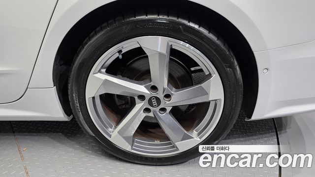 Audi A7 из Кореи Encar