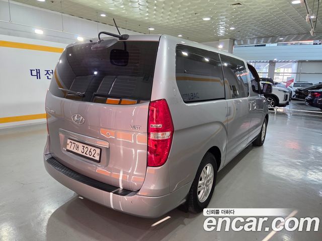 Hyundai Starex 12-Seater Wagon Smart — пробег 165 665 км — фото 5 из 5