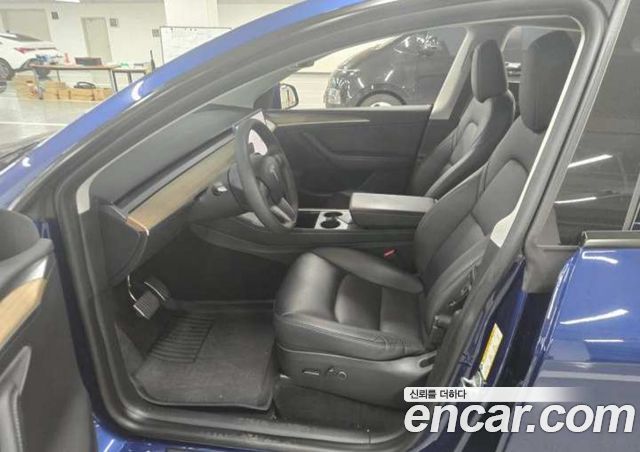 Tesla Model Y RWD — пробег 42 783 км — фото 4 из 5