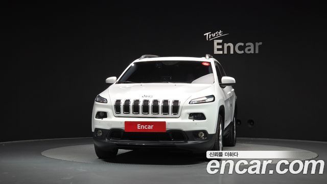 Jeep Cherokee 2.4 Longitude AWD — пробег 113 033 км — фото 3 из 5