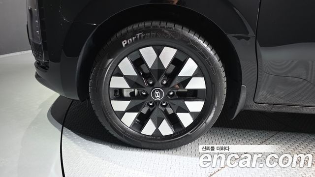 Hyundai Staria из Кореи Encar