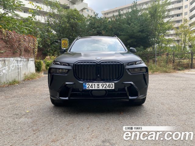 BMW X7 xDrive 40i M Sport 6STR — пробег 40 104 км — фото 1 из 5