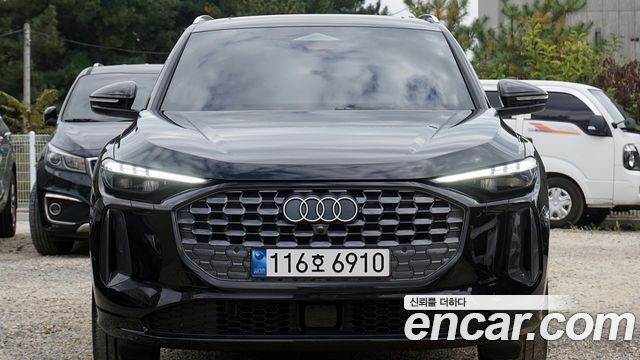 Audi Q5 40 TFSI Quiattro Advanced — пробег 15 800 км — фото 1 из 5
