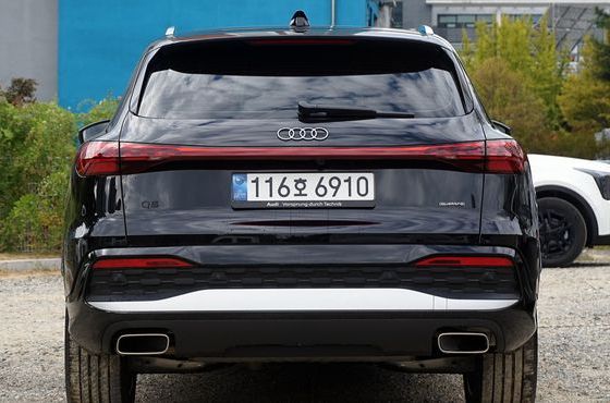 Audi Q5 40 TFSI Quiattro Advanced — пробег 15 800 км — фото 3 из 5