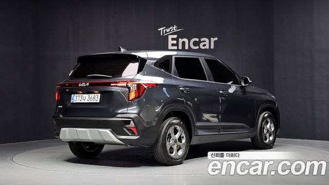 Kia Seltos из Кореи Encar