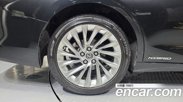 Lexus ES Executive — пробег 104 076 км — фото 5 из 5