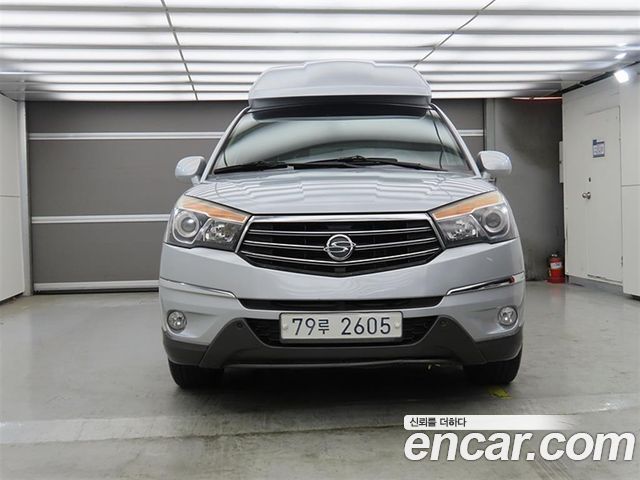 Ssangyong KORANDO 4WD Chateau 11-seater High-roof — пробег 142 249 км — фото 2 из 5