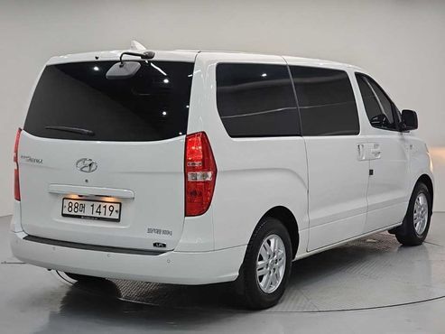 Hyundai Starex Van 3-Seater LPi Smart — пробег 31 933 км — фото 4 из 5