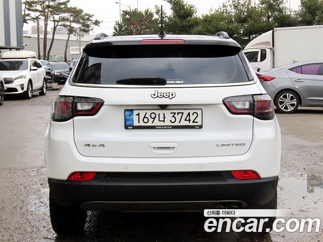 Jeep Compass из Кореи Encar