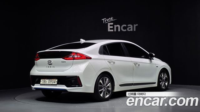 Hyundai Ioniq Q — пробег 172 711 км — фото 2 из 5