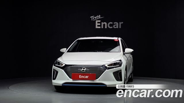 Hyundai Ioniq Q — пробег 172 711 км — фото 3 из 5