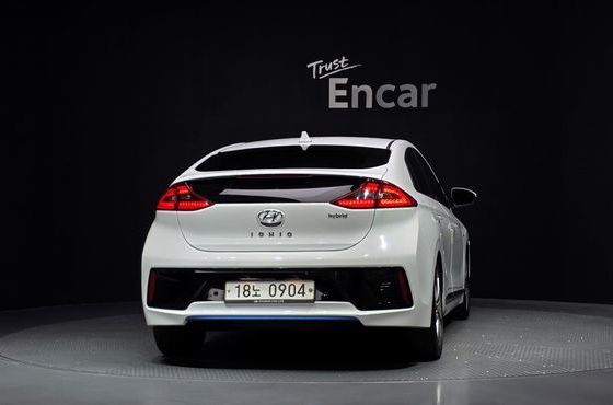 Hyundai Ioniq Q — пробег 172 711 км — фото 4 из 5