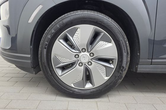 Hyundai Kona Premium — пробег 191 107 км — фото 5 из 5