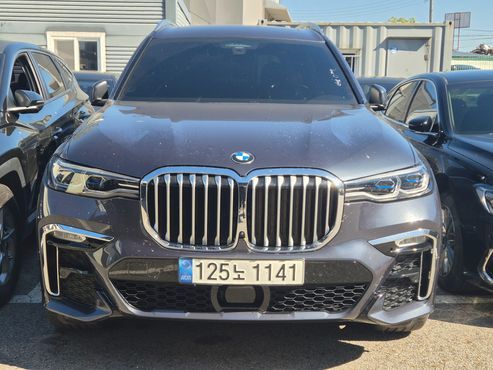 BMW X7 xDrive 40i M Sport 6STR — пробег 37 588 км — фото 1 из 5