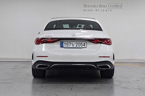 Mercedes-Benz E-Class E200 AMG Line — пробег 2 196 км — фото 4 из 5