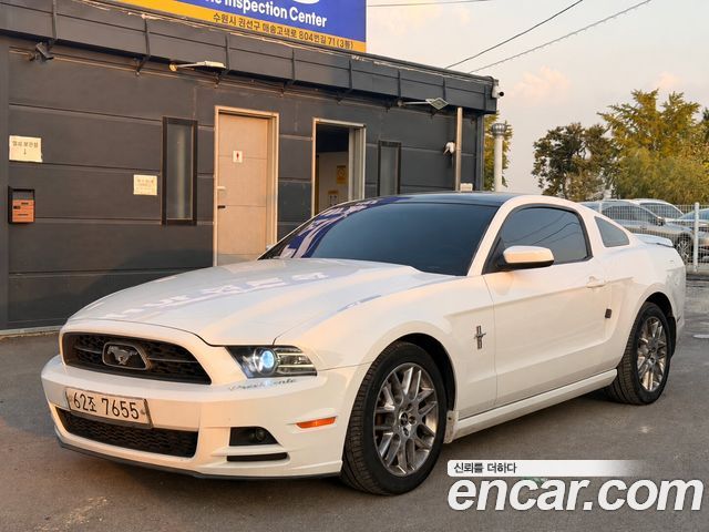 Ford Mustang Coupe — пробег 104 082 км — фото 4 из 5