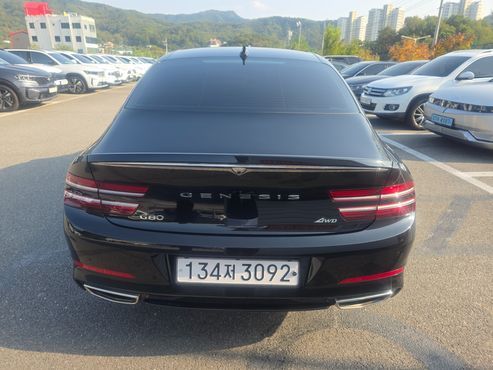 Genesis G80 Gasoline 2.5 Turbo AWD — пробег 86 000 км — фото 3 из 5