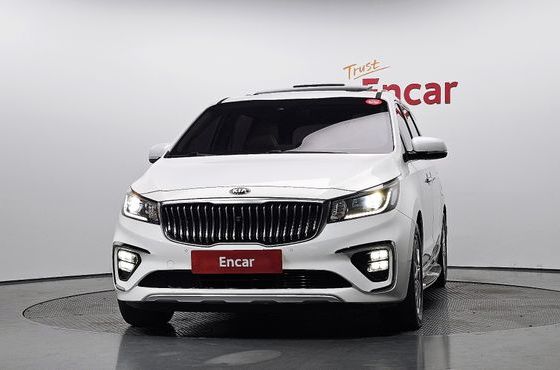 Kia Carnival 9-Seater Prstige — пробег 170 549 км — фото 3 из 5