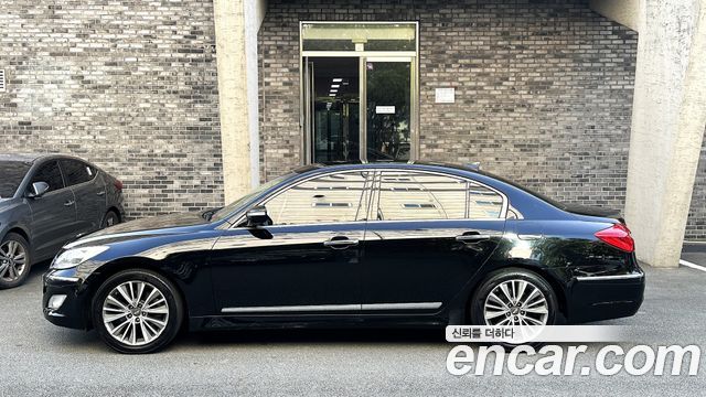 Hyundai Genesis из Кореи Encar