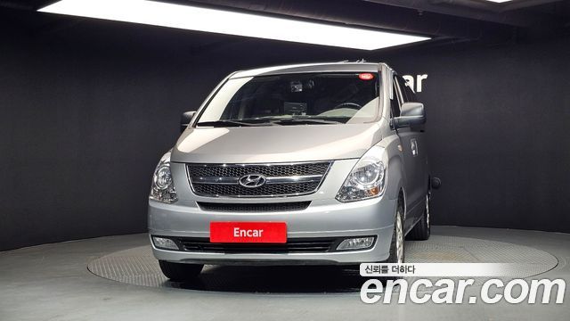 Hyundai Starex 12-Seater Wagon CVX Premium — пробег 164 918 км — фото 3 из 5