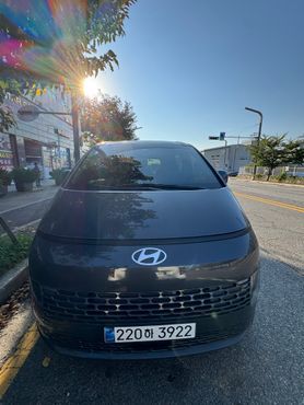 Hyundai Staria Tourer 9-Seater Modern — пробег 2 218 км — фото 2 из 5