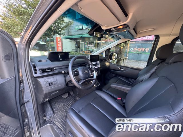 Hyundai Staria Tourer 9-Seater Modern — пробег 2 218 км — фото 5 из 5